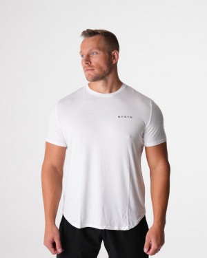 NVGTN Tech Fitted Tee Miesten T Paidat Valkoinen | FI106WN