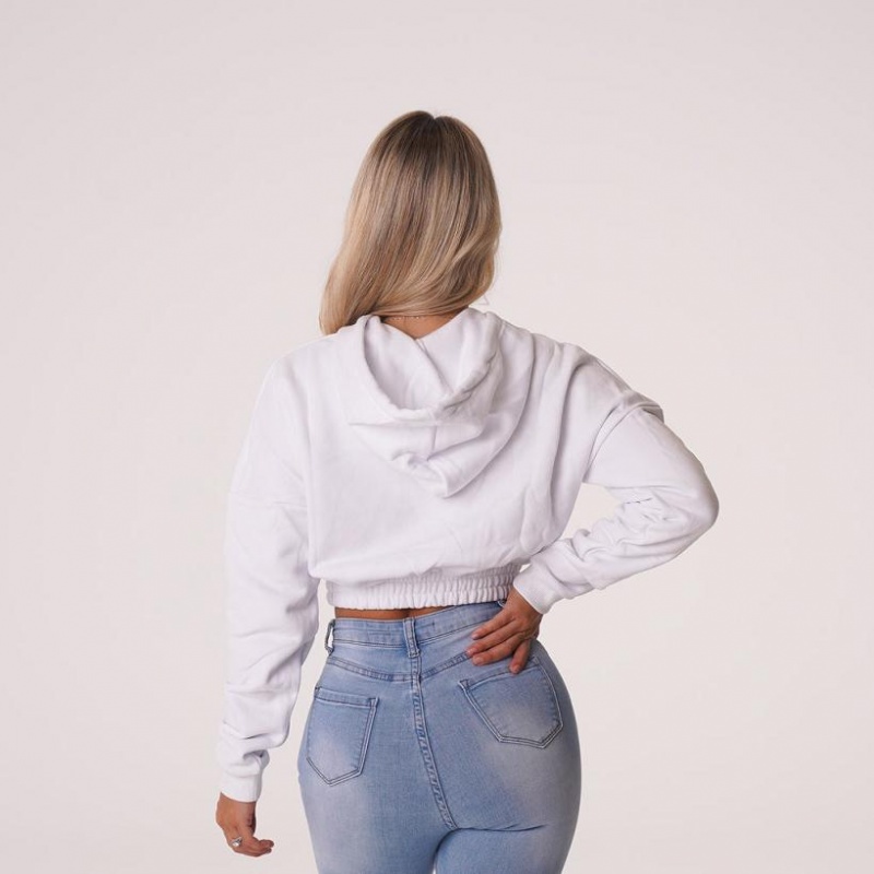 NVGTN Cozy Vibes Drop Shoulder Cropped Naisten Huppari Valkoinen | FI676MQ