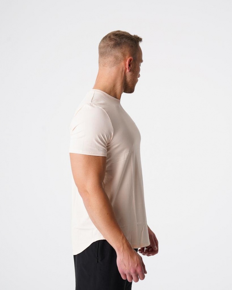 NVGTN Pulse Fitted Tee Miesten T Paidat Valkoinen | FI613GS